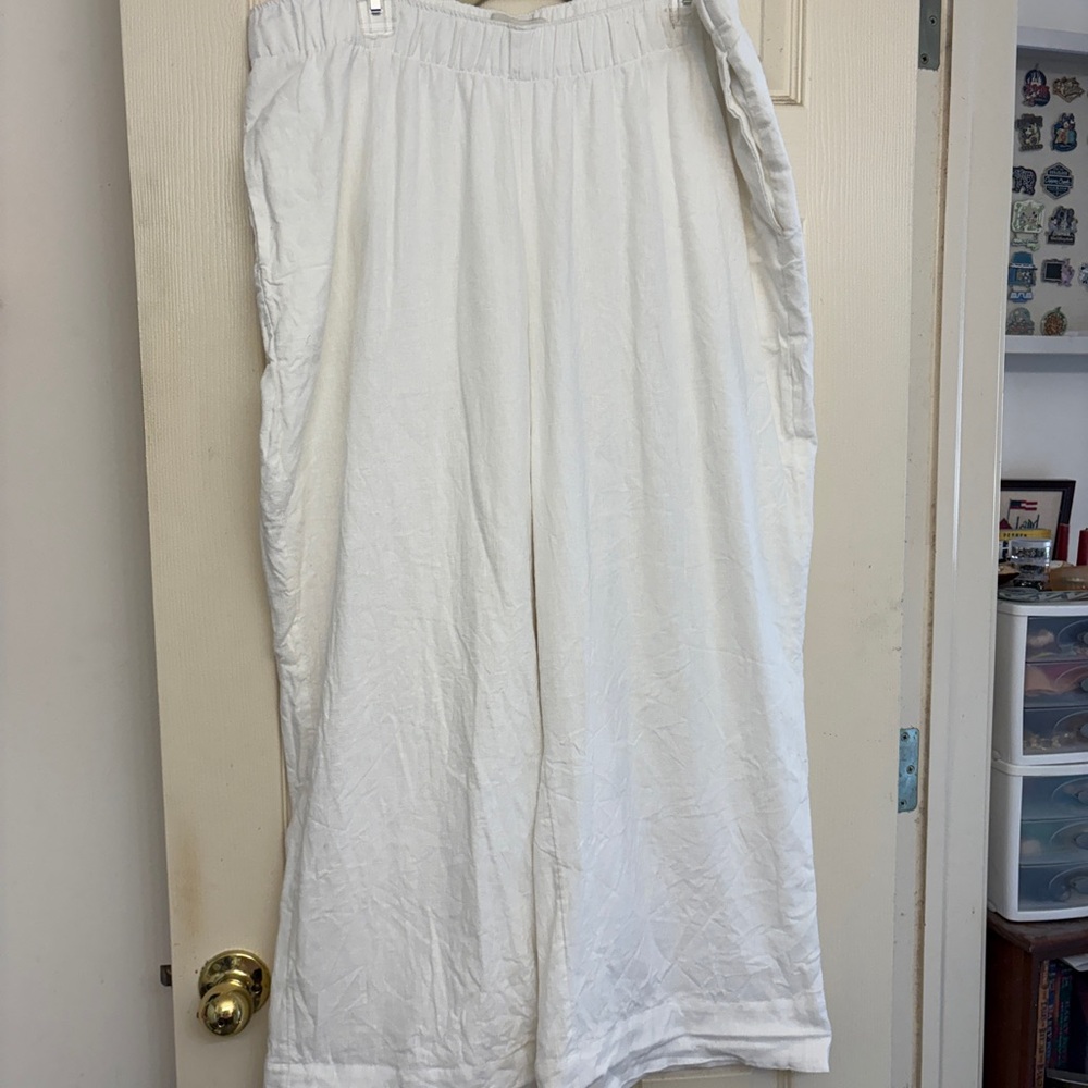 Abercrombie & Fitch pull on linen Pants